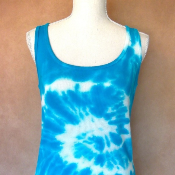 Point Sportswear Tops - Turquoise & White Festival Tie Dye Tank XL